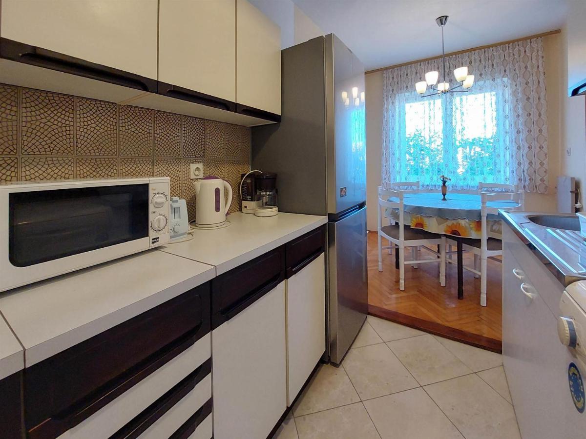 Apartments Nikola Punat Exterior photo