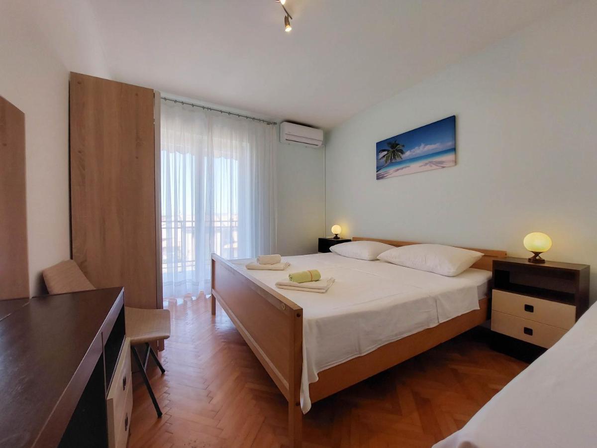 Apartments Nikola Punat Exterior photo