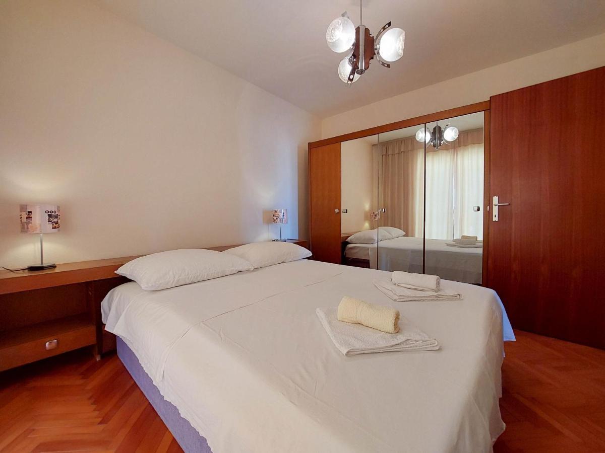 Apartments Nikola Punat Exterior photo